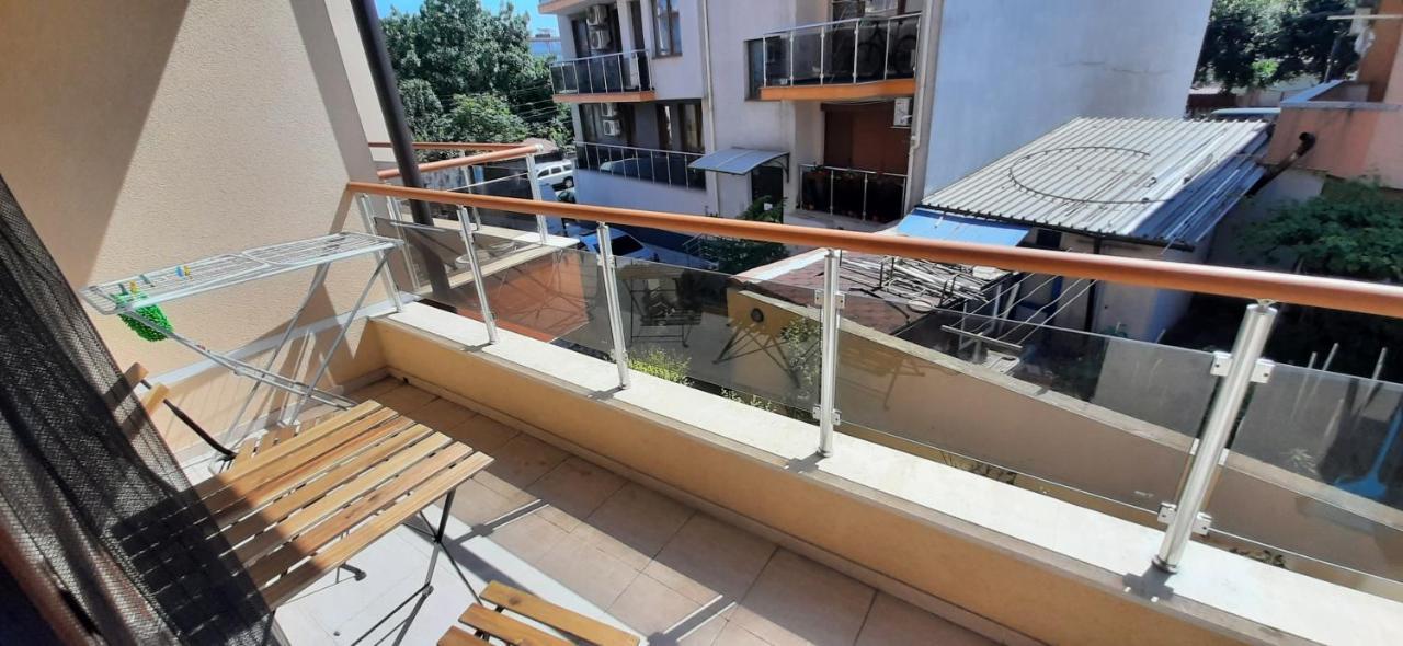На Море В Сарафово Burgas City Eksteriør billede